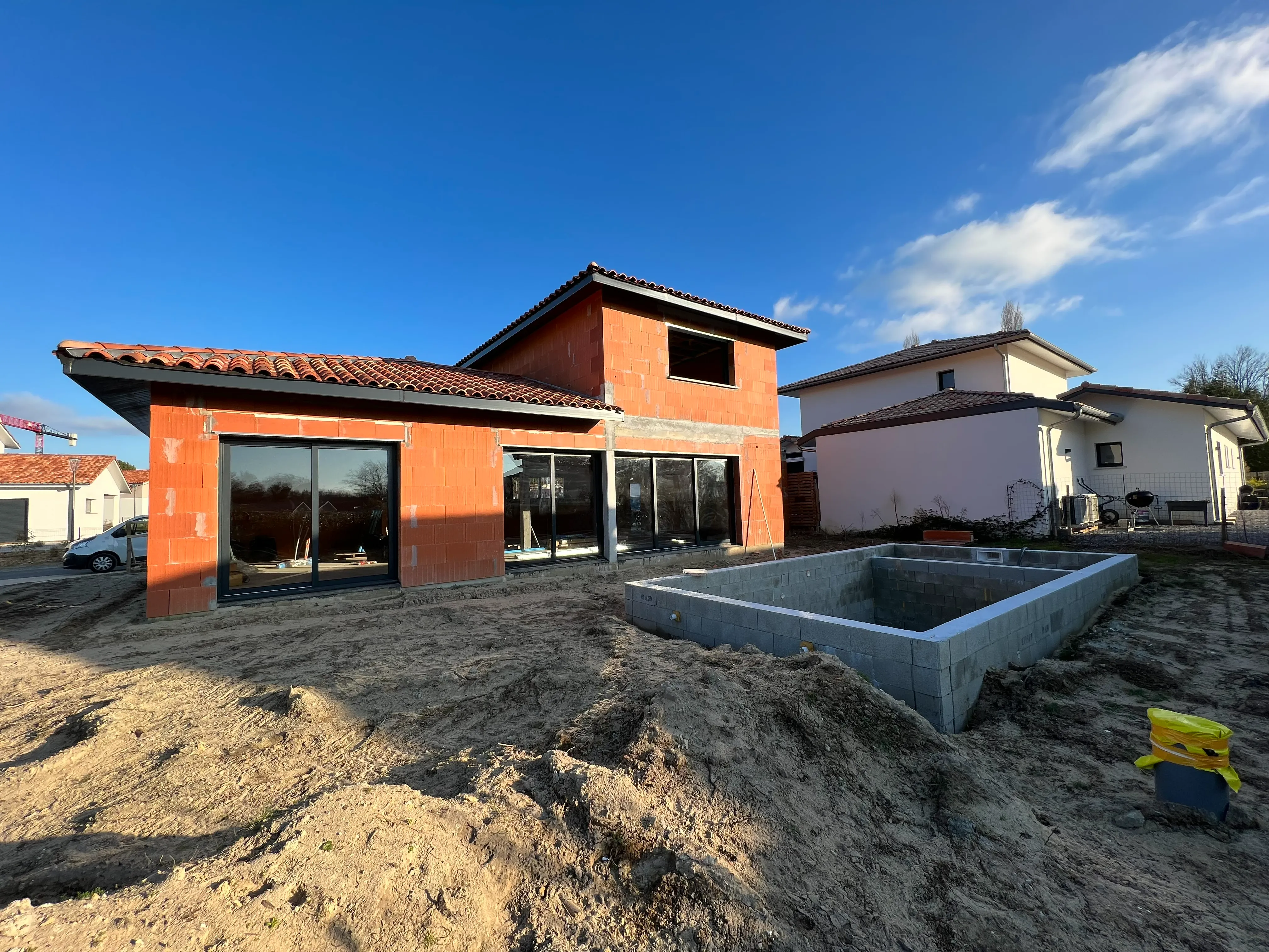 Maison neuve - Tosse